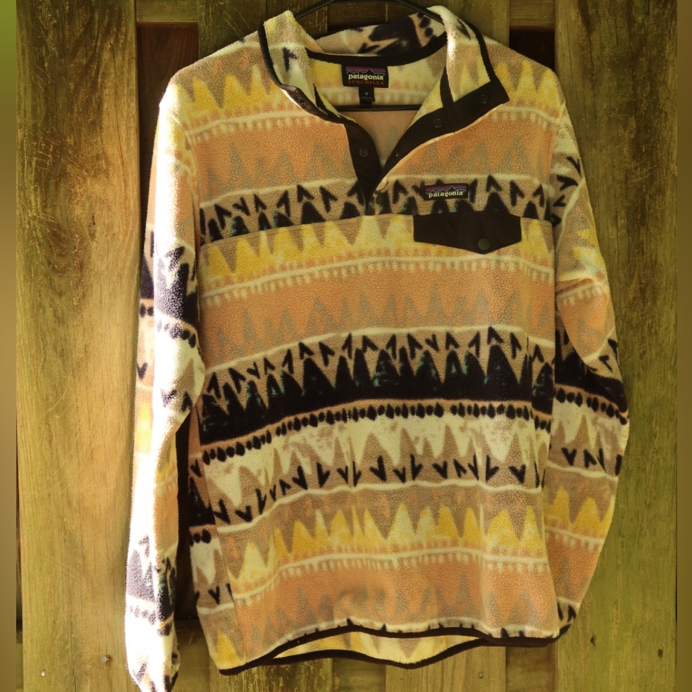 Patagonia Synchilla Fleece in Cream and Black